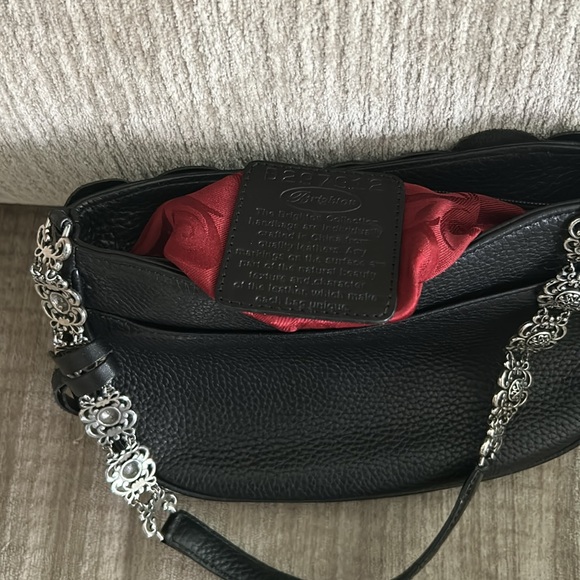 Brighton black leather individually crafted in China from leathers 10 x 5 - Picture 6 of 9